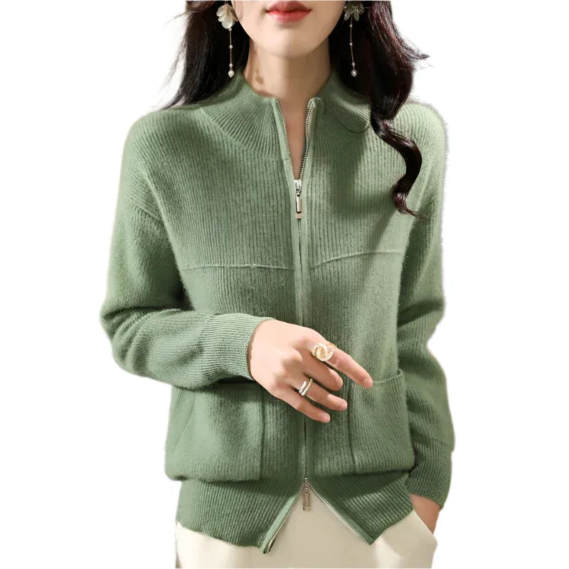 Women's Solid Color Loose Fit Sweater With Pockets