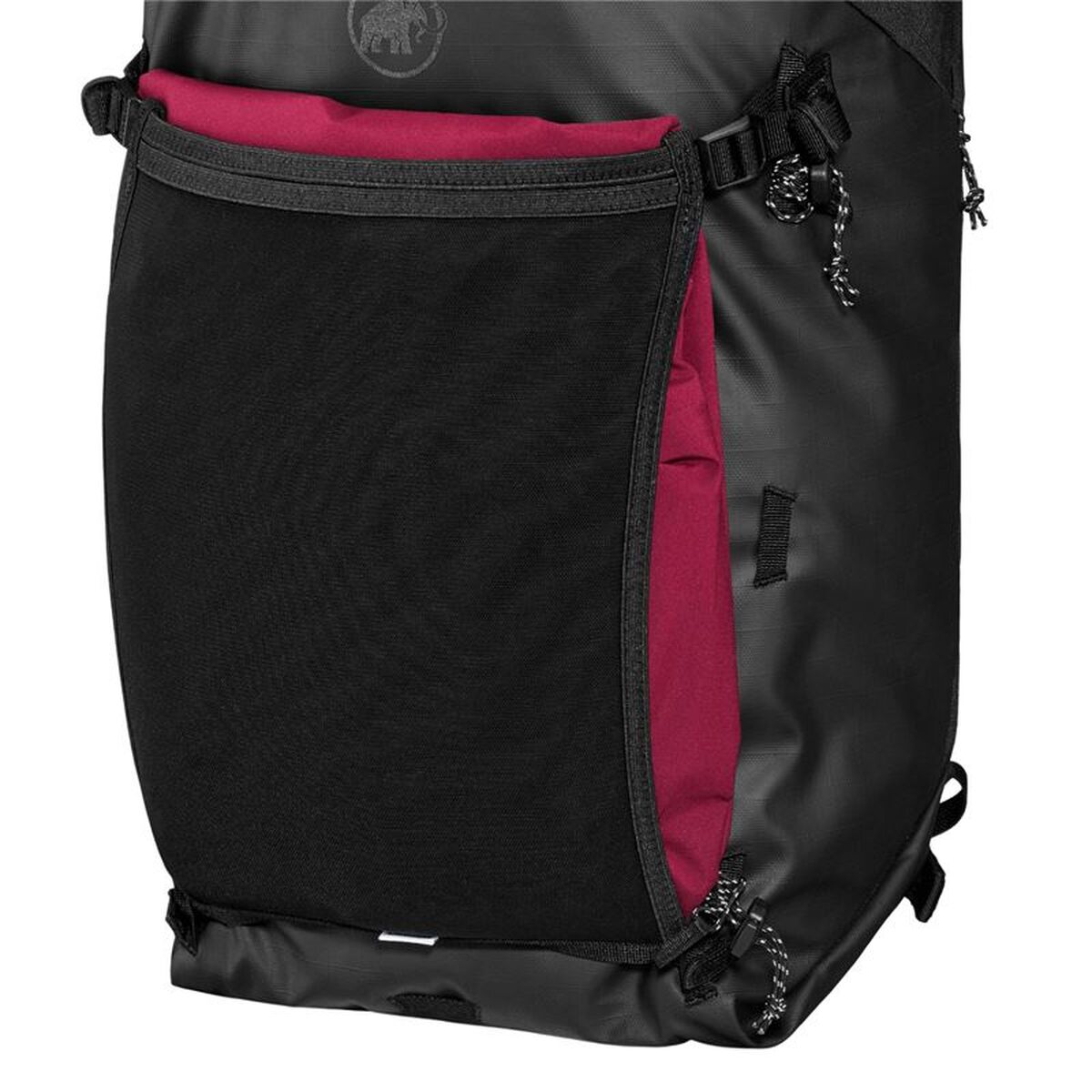 Ryggsäck Mammut Alto 24L, ventilationssystem och flera fickor