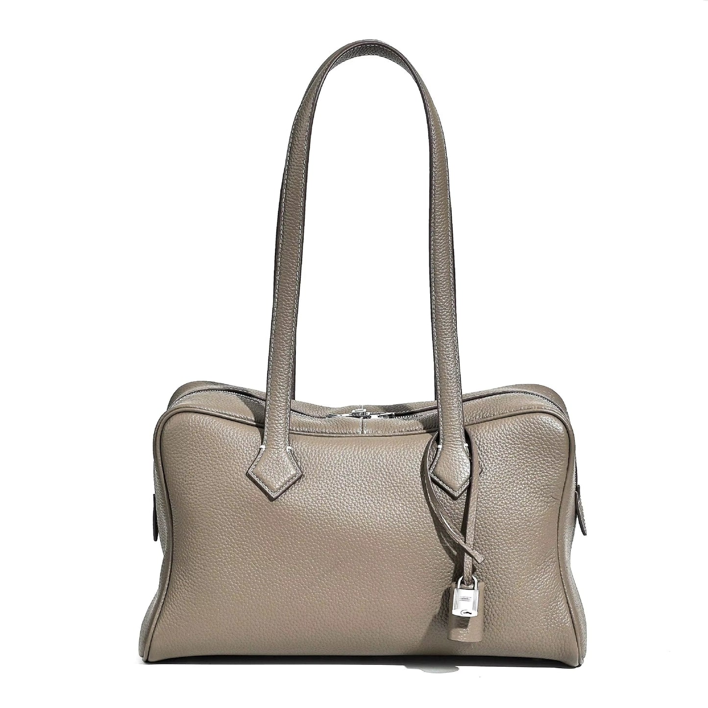 Lyxig Tote i Läderlook – Elegant Handväska för Dam