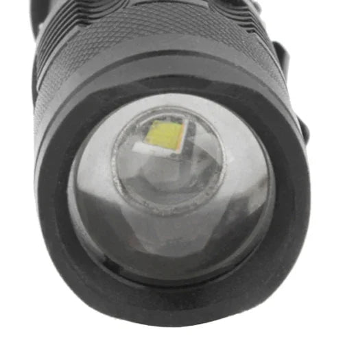 Zoombar Cree Q3-WC ficklampa – Kompakt LED med 180 lumen och bältesclip