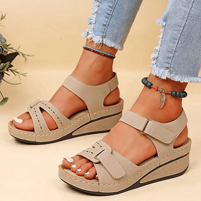 Bekväma sandaler för kvinnor